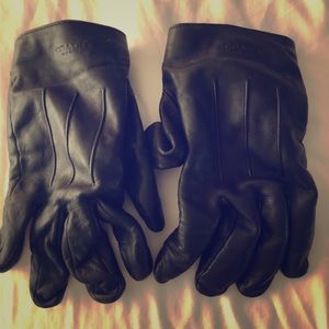 Coach gloves